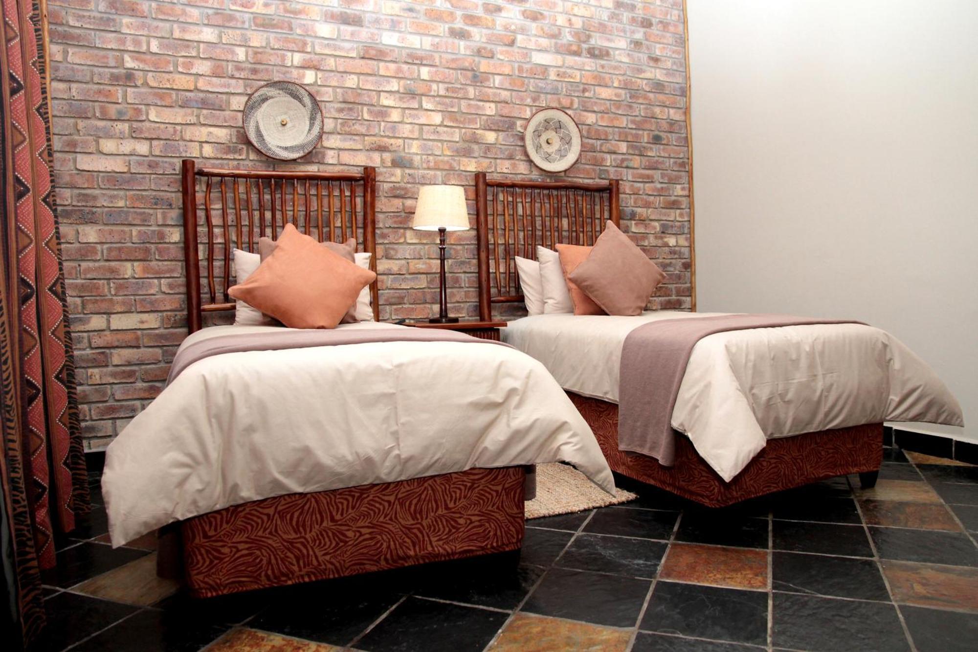 Sondela Nature Reserve & Spa Chalets Bela-Bela Buitenkant foto